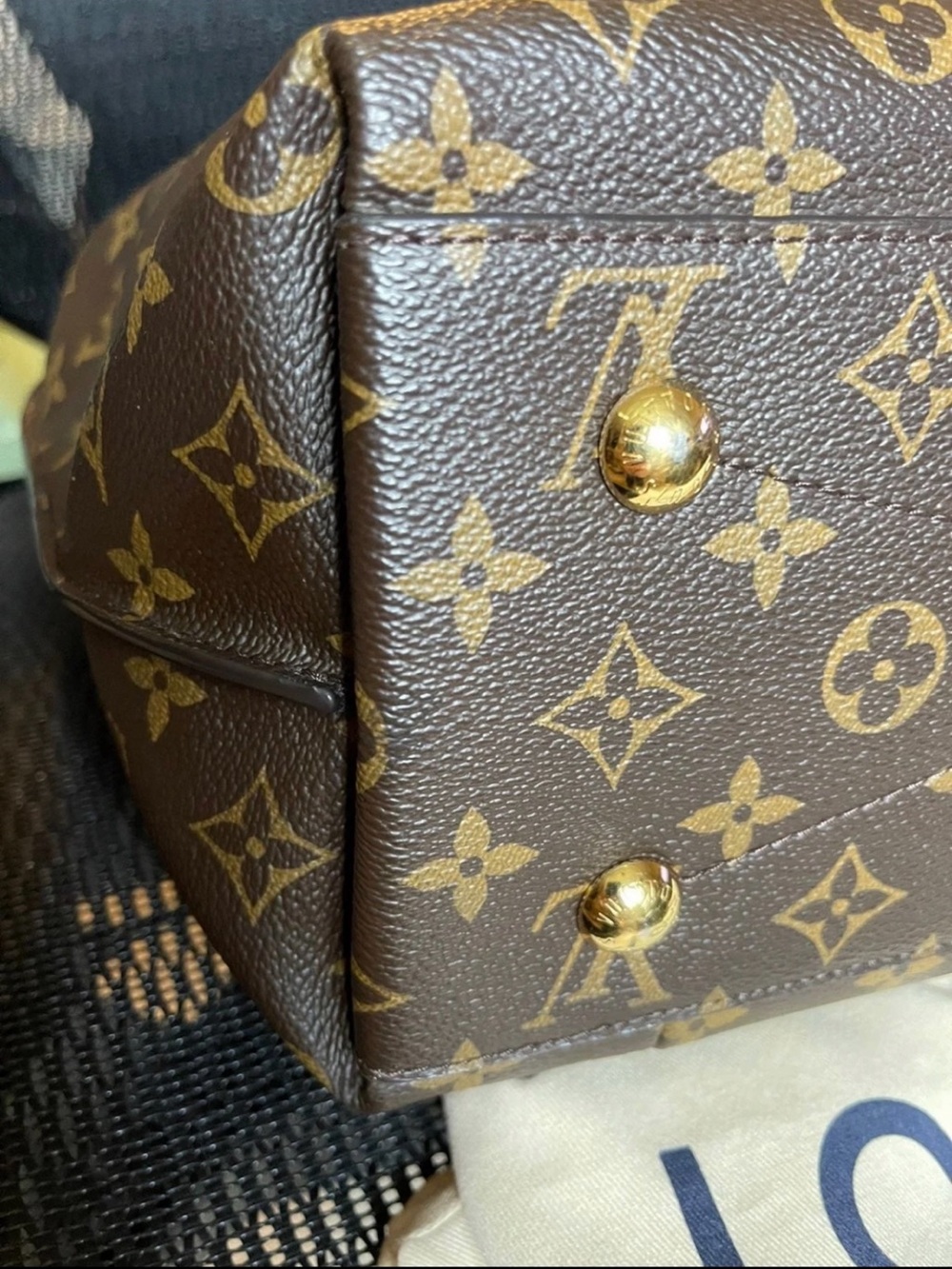 Louis Vuitton Metis Hobo 2-Way Bag, EUC - Picture 15 of 16